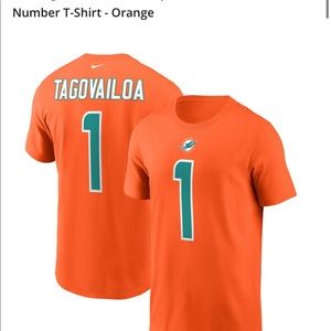 Brand new tua shirt from Nike. Size large.